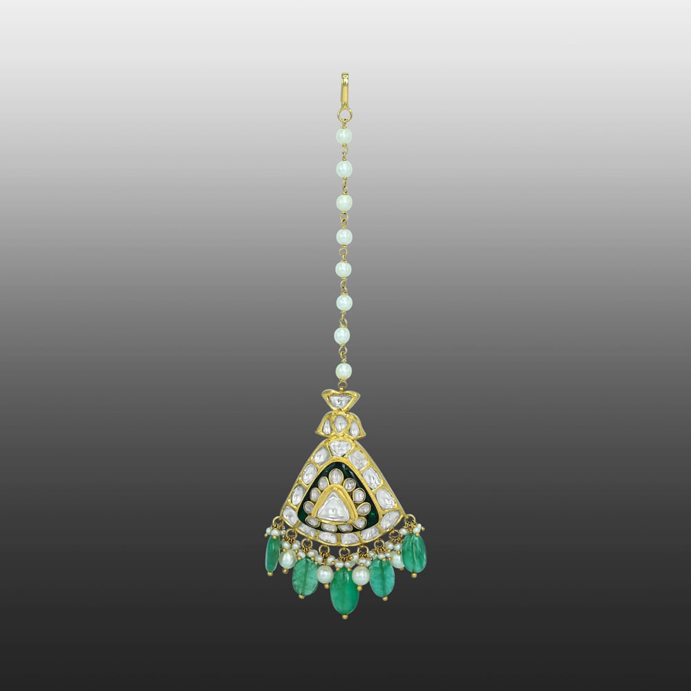 Triangular Polki Mangtikka with Emerald and Pearls